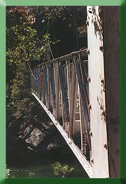 The finished truss after adjusting mainlines and suspenders.