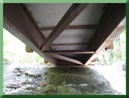 Tiger Mountain Bridge Under concrete deck. Photo by A.N.